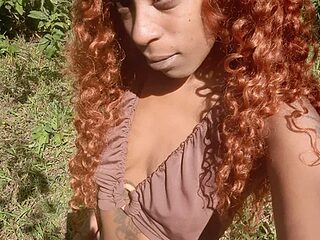 Meninaveneno26 live webcam thumbnail