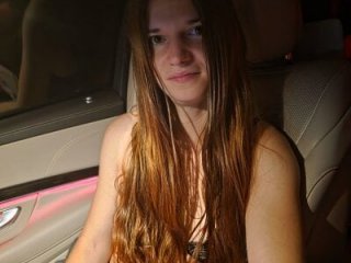 Mercedeswoman8 live webcam thumbnail