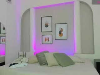 megan__monroe live webcam thumbnail
