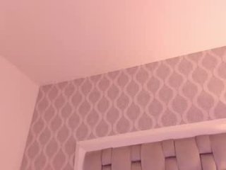 megan_leal1 live webcam thumbnail