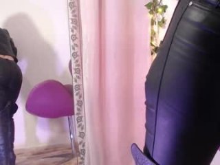 meganlk live webcam thumbnail