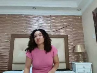 meganrousx live webcam thumbnail