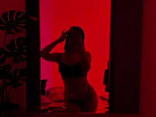 meggan_foxxy live webcam thumbnail