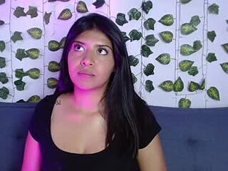 melanie_18_ live webcam thumbnail