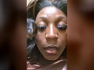 melanin_monroe333 live webcam thumbnail