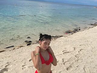 melodie143 live webcam thumbnail