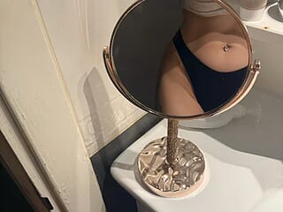 mertsude live webcam thumbnail
