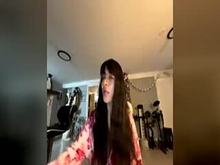 messymelanie00 live webcam thumbnail