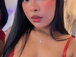 MIAROGERSSS live webcam thumbnail