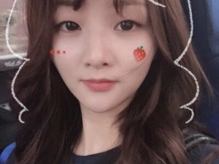 Mia-77 live webcam thumbnail