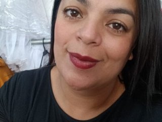 Mia-Glow live webcam thumbnail