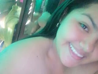 MiaBloom0 live webcam thumbnail