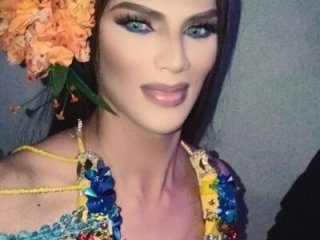 MiaColushy live webcam thumbnail