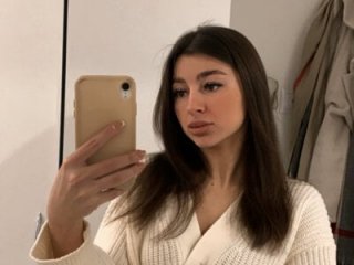 Mia_Callme live webcam thumbnail
