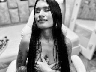 Mia_King_ live webcam thumbnail