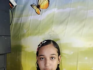 Mia_dirty28 live webcam thumbnail