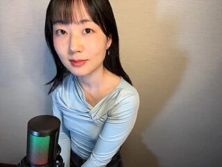Miachan_01 live webcam thumbnail