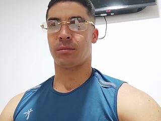 MichaelBlackwood__ live webcam thumbnail