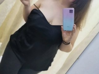 Mickey_Shelly live webcam thumbnail