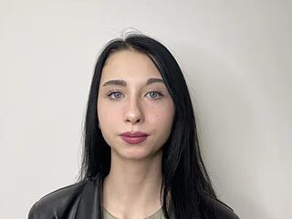 MiguelinaRasmuson live webcam thumbnail