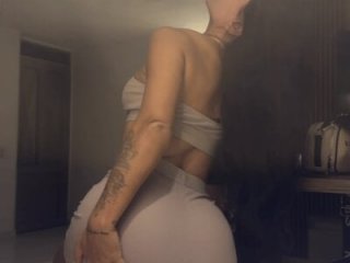 Miia_Vega_ live webcam thumbnail