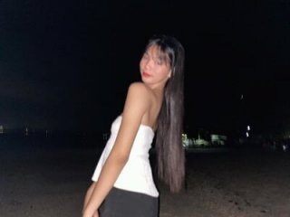 MikaYour_Slutyyprincess live webcam thumbnail