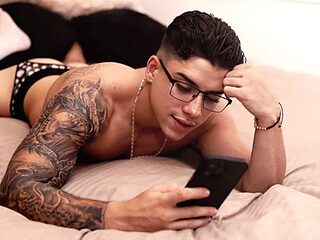 Mike_montoya01 live webcam thumbnail