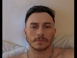 Mikecloudyhawk live webcam thumbnail