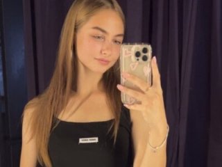 MilaAddams live webcam thumbnail