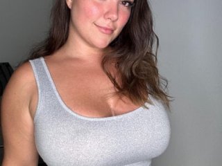 MilaValentina live webcam thumbnail