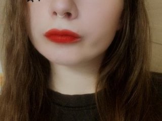 MilaniaCute live webcam thumbnail