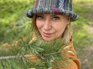 Milena-MilfaXXX live webcam thumbnail