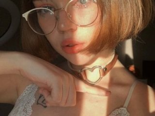 MilenaSaint live webcam thumbnail