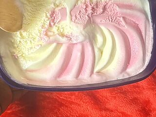 Milk_baby254 live webcam thumbnail