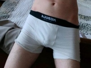 Milo_100 live webcam thumbnail