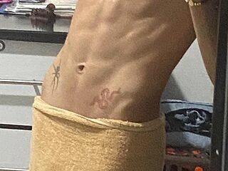Milo_Gunnar live webcam thumbnail