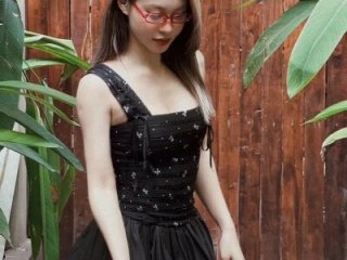 Min_sara69 live webcam thumbnail
