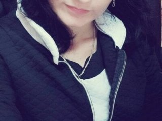 Miroslava1247 live webcam thumbnail