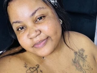 MissLola27 live webcam thumbnail