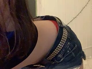 MissShyCherry live webcam thumbnail