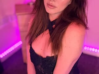 MissTaraBrookes live webcam thumbnail