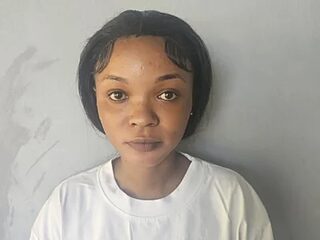 Miss_rihanna live webcam thumbnail