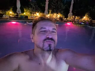 MisterFaithRO live webcam thumbnail