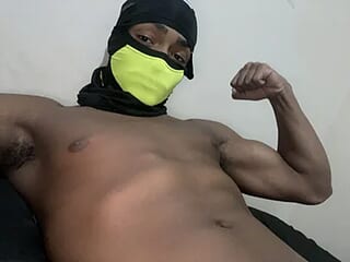 MisteryBLACK18cm live webcam thumbnail