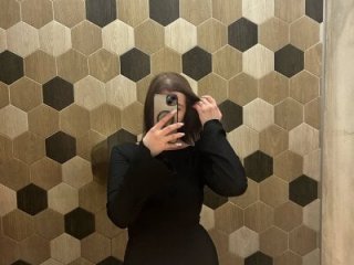 MistressBabe live webcam thumbnail