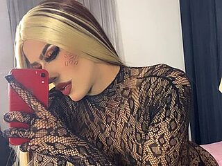 MistressNyx_ live webcam thumbnail