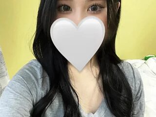mia-chan2 live webcam thumbnail