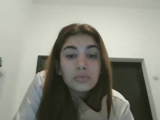 mia1825 live webcam thumbnail