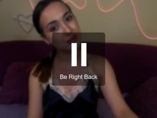 mia_cutie77 live webcam thumbnail