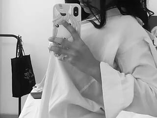 mia_zafira live webcam thumbnail